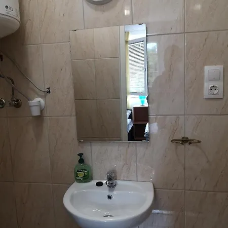 Vendeghaz Guest house *