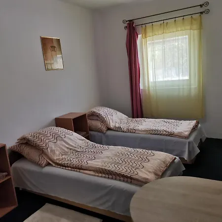 Vendeghaz Guest house Kalocsa